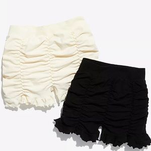 🌺free people Ruched seamless pliseah short